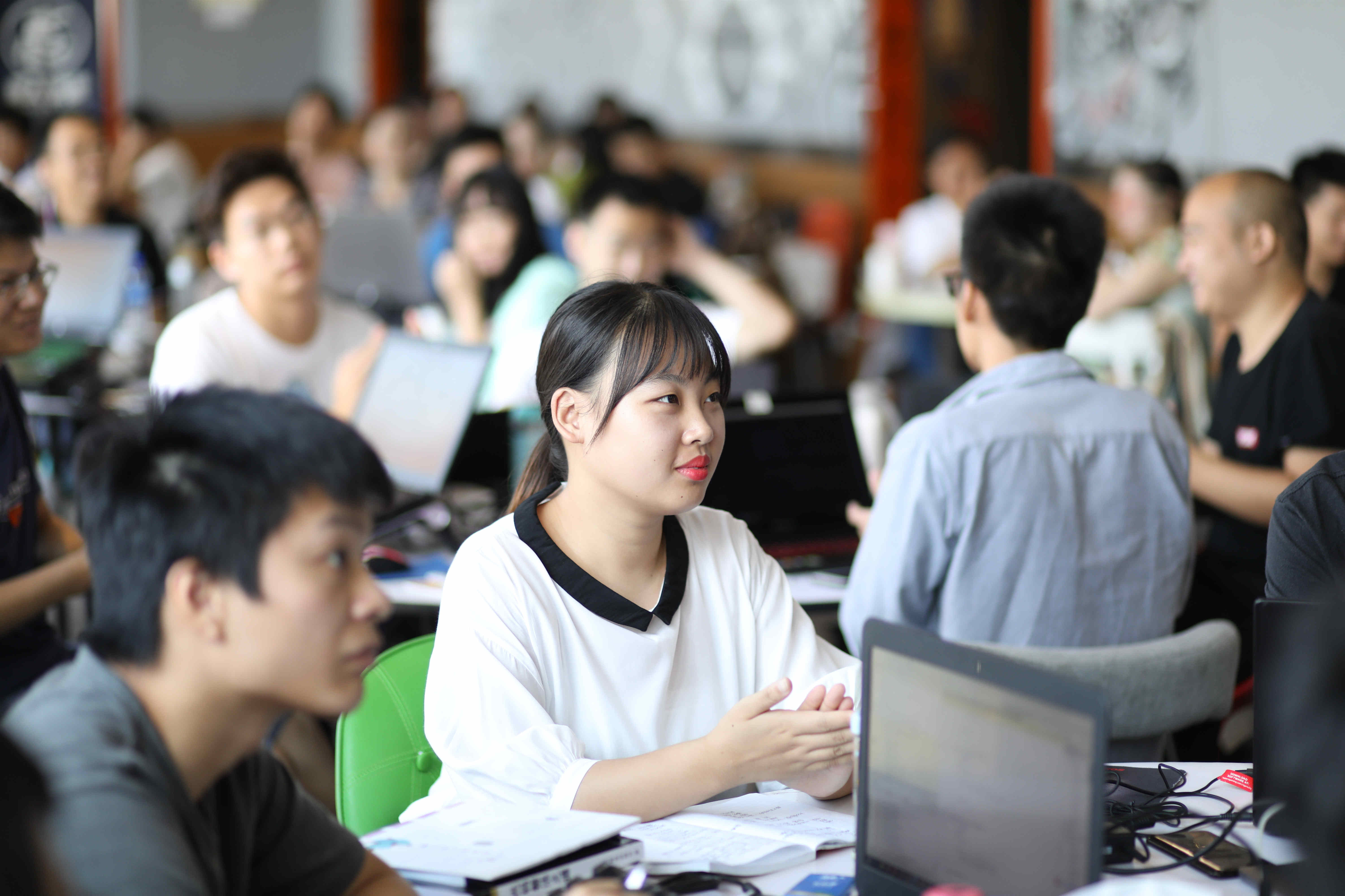 問渠哪得清如許,為有源頭活水來——支付寶通信、加油行業(yè)總經(jīng)理刀火赴高陽(yáng)武漢分中心分享交流 問渠哪得清如許,為有源頭活水來——支付寶通信、加油行業(yè)總經(jīng)理刀火赴高陽(yáng)武漢分中心分享交流